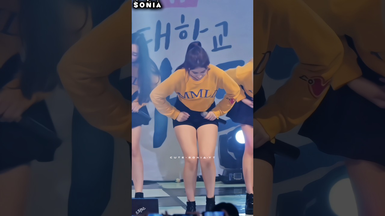 Nancy Momoland Outfit Song & Cute Sonia | K-pop Viral