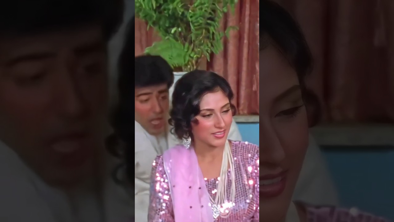 Old Bollywood Song: Kaali Teri Choti Hai Paranda Tera Lal 🎶 | Viral Shorts