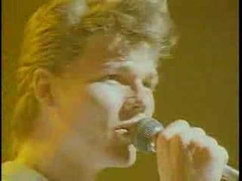 A-ha - I've Been Losing You (Music Video, 1986)