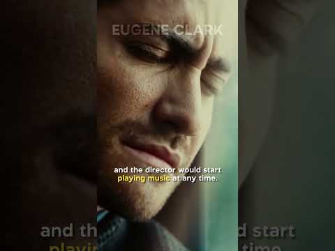 Did You Know in SOURCE CODE: Director's Technique to Disorient Jake During Train Sequences