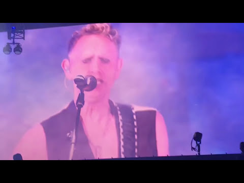 Depeche Mode - It's No Good (live) - Hollywood Bowl - October 16, 2017 HD