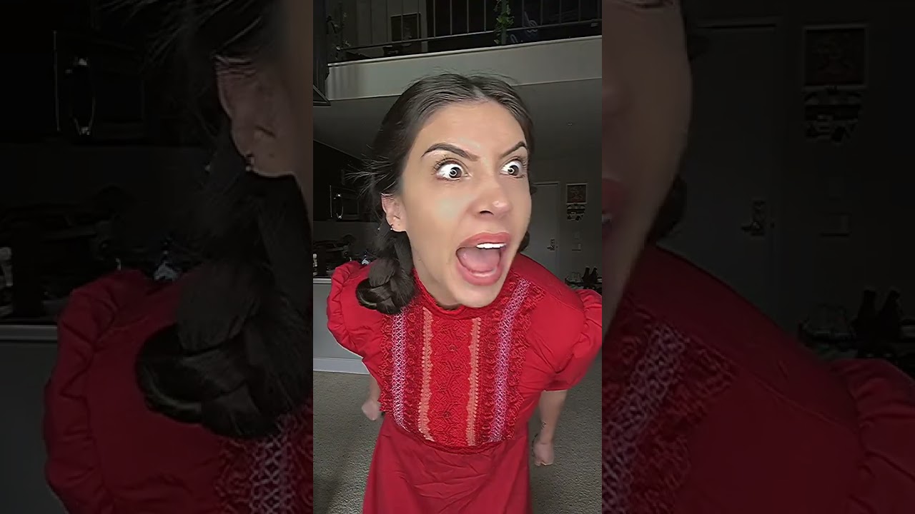 Just Pearly Things! ✨ Kelsi Davies as Pearl #shorts