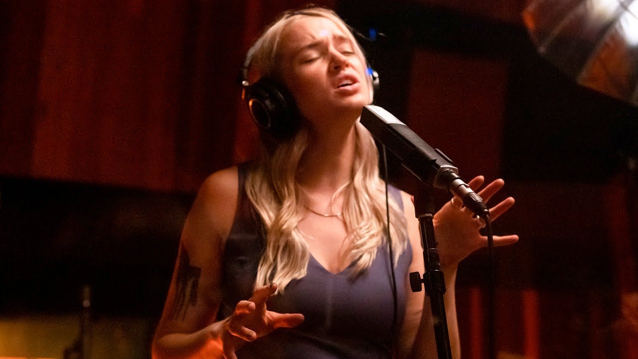 Kiss Me Funk Cover ft. Moira Mack 🎶