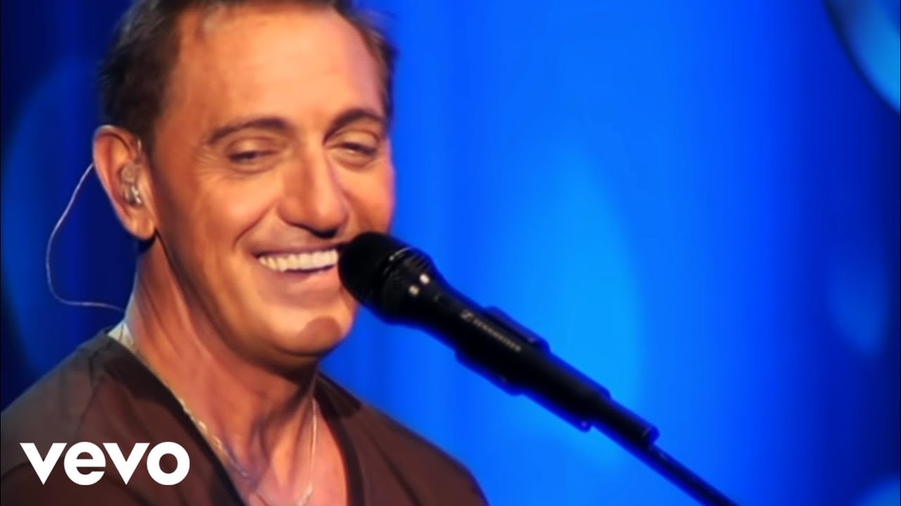 Franco de Vita - Un Buen Perdedor (Live Performance)