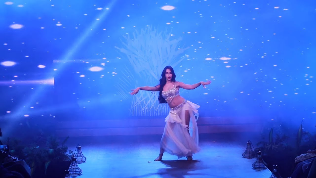 Nora Fatehi Stuns at Miss India South 2018 with a Mesmerizing Performance ✨