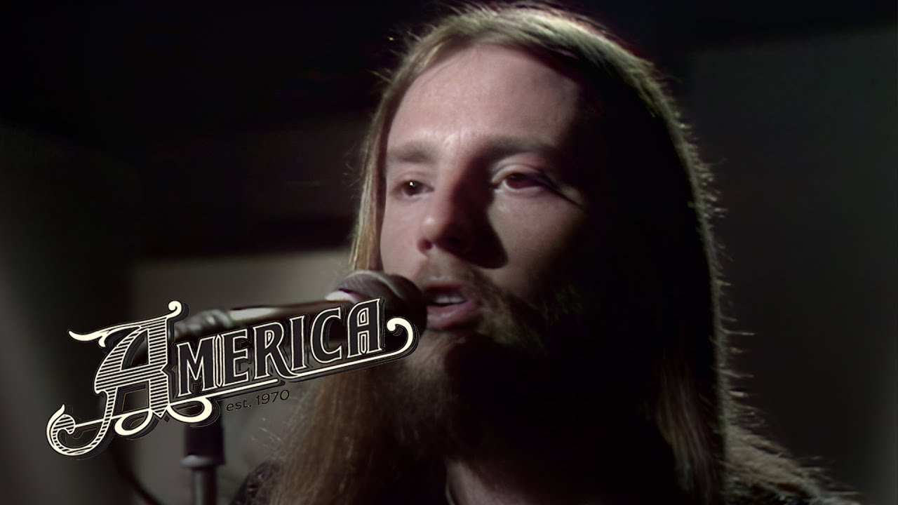 America Performs 'A Horse With No Name' Live (1973)