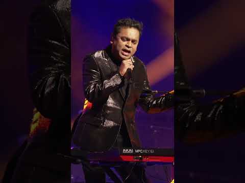 Extraordinary 🤩 @ARRahman performs 'Chaiyya Chaiyya' live at The Other Songs!