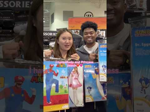 Couples Halloween Costumes👀 #couple #couples #couplecomedy #relatable #relationship #fun #funny