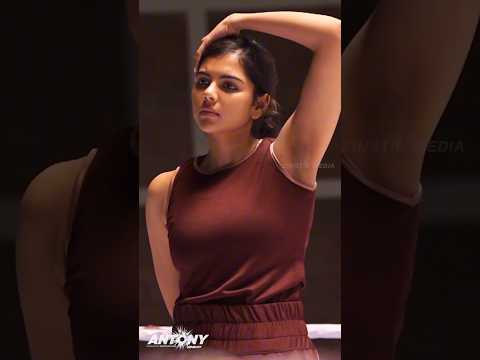 Punch Me...😍😮‍💨🥊 @KalyaniStan #kalyanipriyadarshan #kalyani  #kalyanipriyadharshan #Ammu #antony