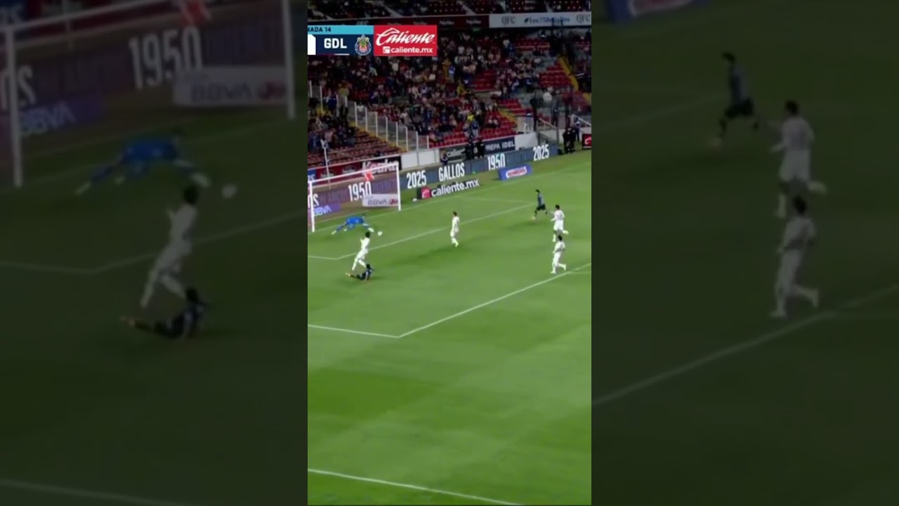 Los Gallos vencen a Chivas en un emocionante partido ⚽