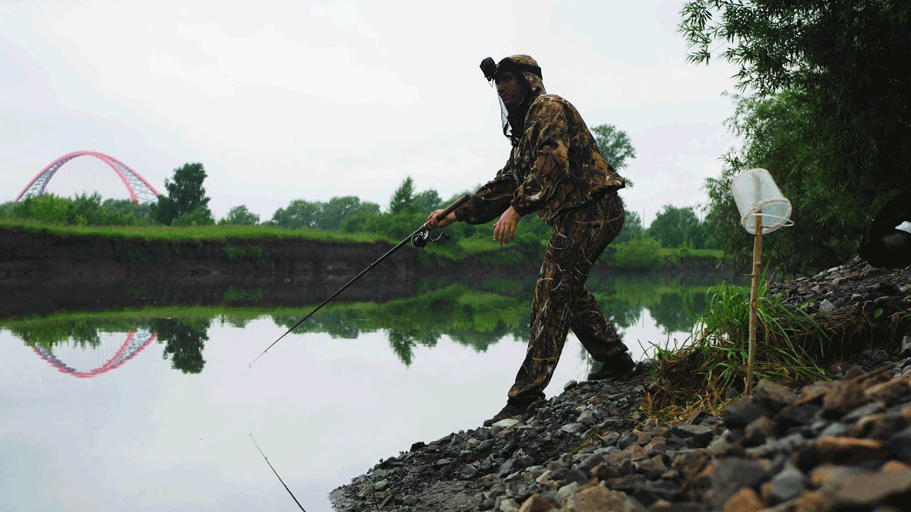 Рыбалка на Ине под Бугринским мостом после дождя