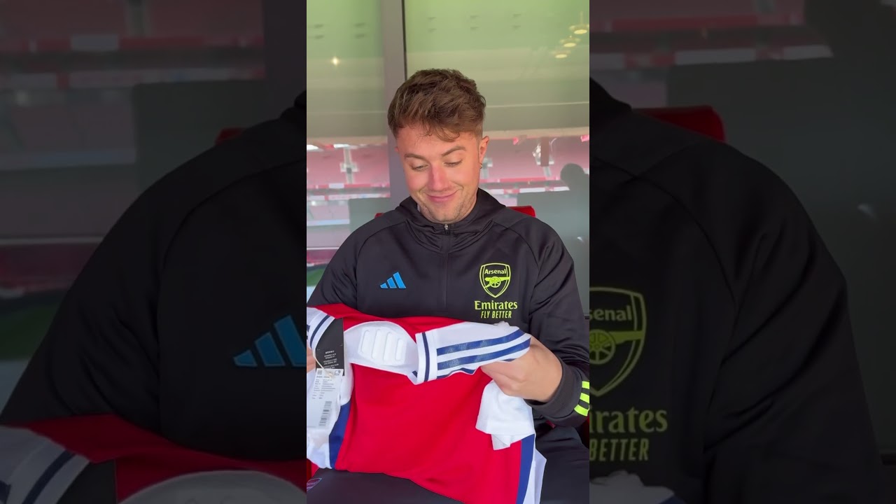 Unboxing the New 24/25 Arsenal Home Kit with a Loyal Gooner ❤️