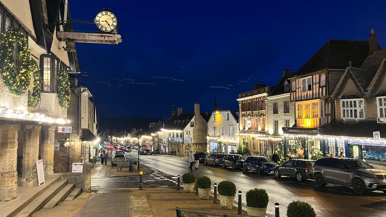 Cotswolds Christmas: A Magical Day-to-Night Walk 🎄