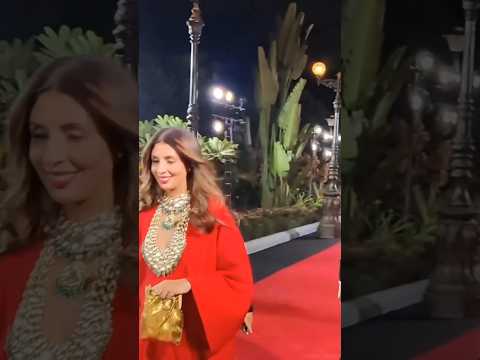 Shweta Bachchan Nanda During  Karan Johar Birthday Party Throwback