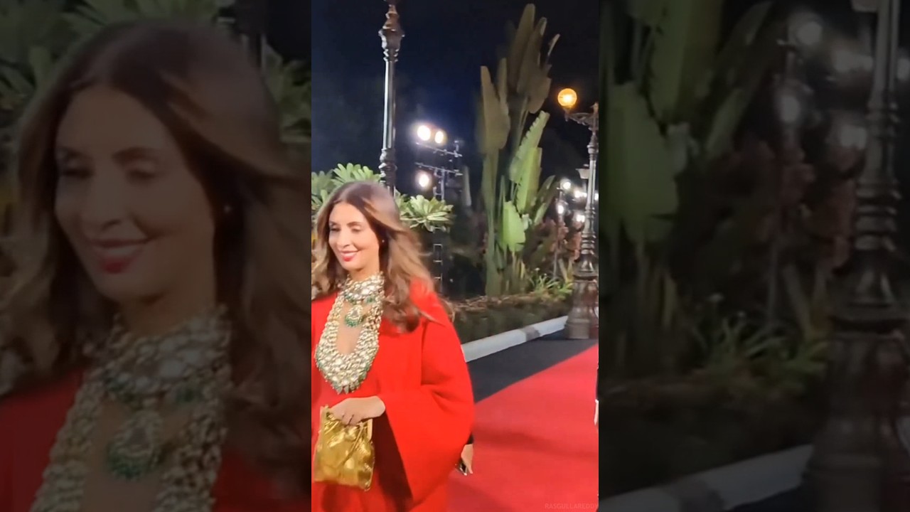 Exclusive Throwback: Shweta Bachchan Nanda at Karan Johar’s Birthday Bash 🎉