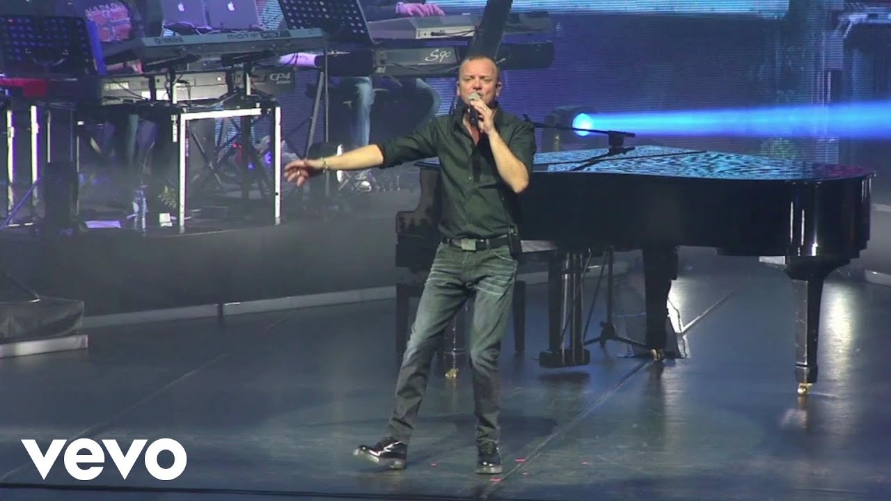 Gigi D'Alessio & Dear Jack - 'A città 'e pulecenella (Official Video) 🎶