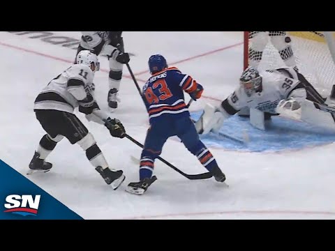 Nugent-Hopkins Scores as Oilers Lead Series 1-0 🏒