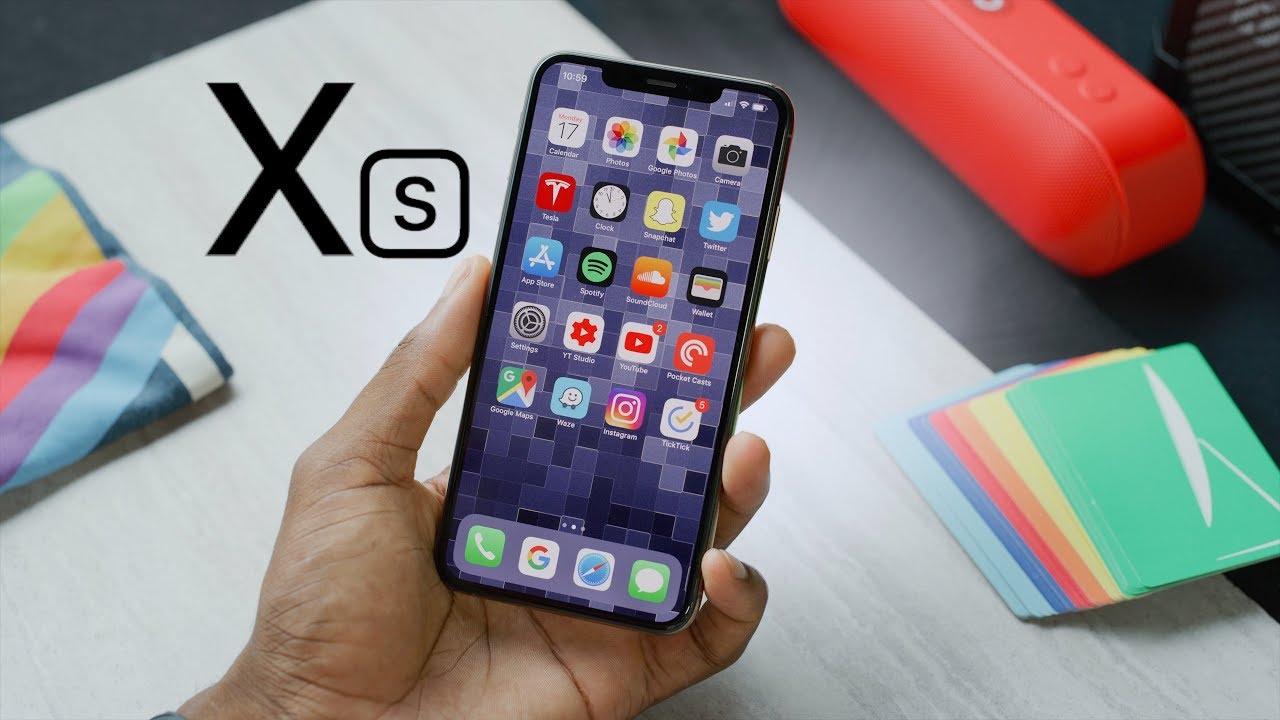 Apple iPhone Xs & Xs Max Review: Small Upgrade 📱