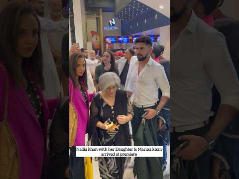 #nadiakhan with her daughter & #marinakhan arrived together at #gentlemgen premiere #YumnaZaidi
