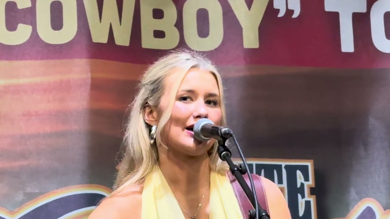 “I Got A New One” Elizabeth Nichols@St. Pete Country Fest 11/23/25
