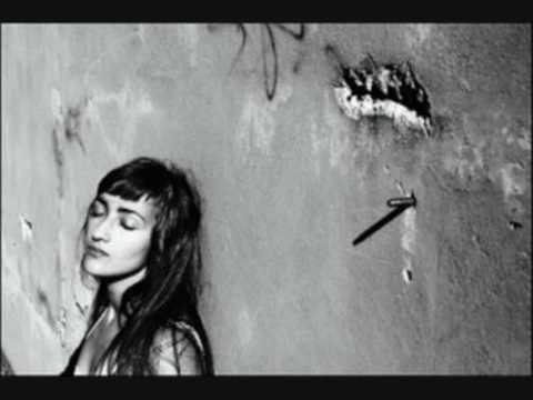 Hindi Zahra - Stand Up (First Video & Remix) 🎶