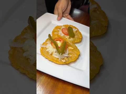 Food Tour in San Pedro, Belize with (IG@belizefoodtours103 ) #sanpedro #belize #travelvlog