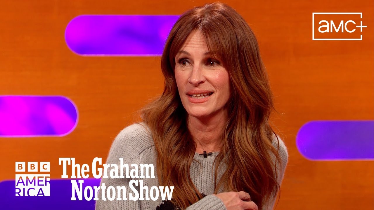 Julia Roberts' Iconic Bra on The Graham Norton Show 🤭