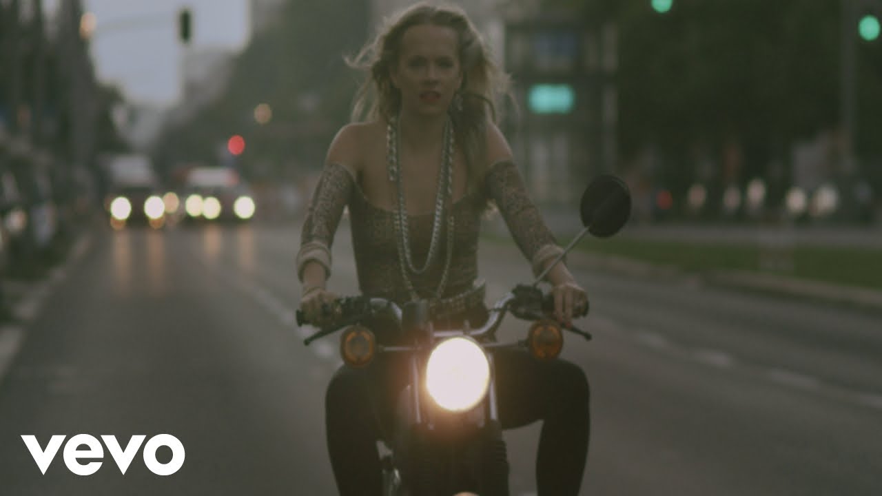 Asaf Avidan & The Mojos - One Day / Reckoning Song 🎶