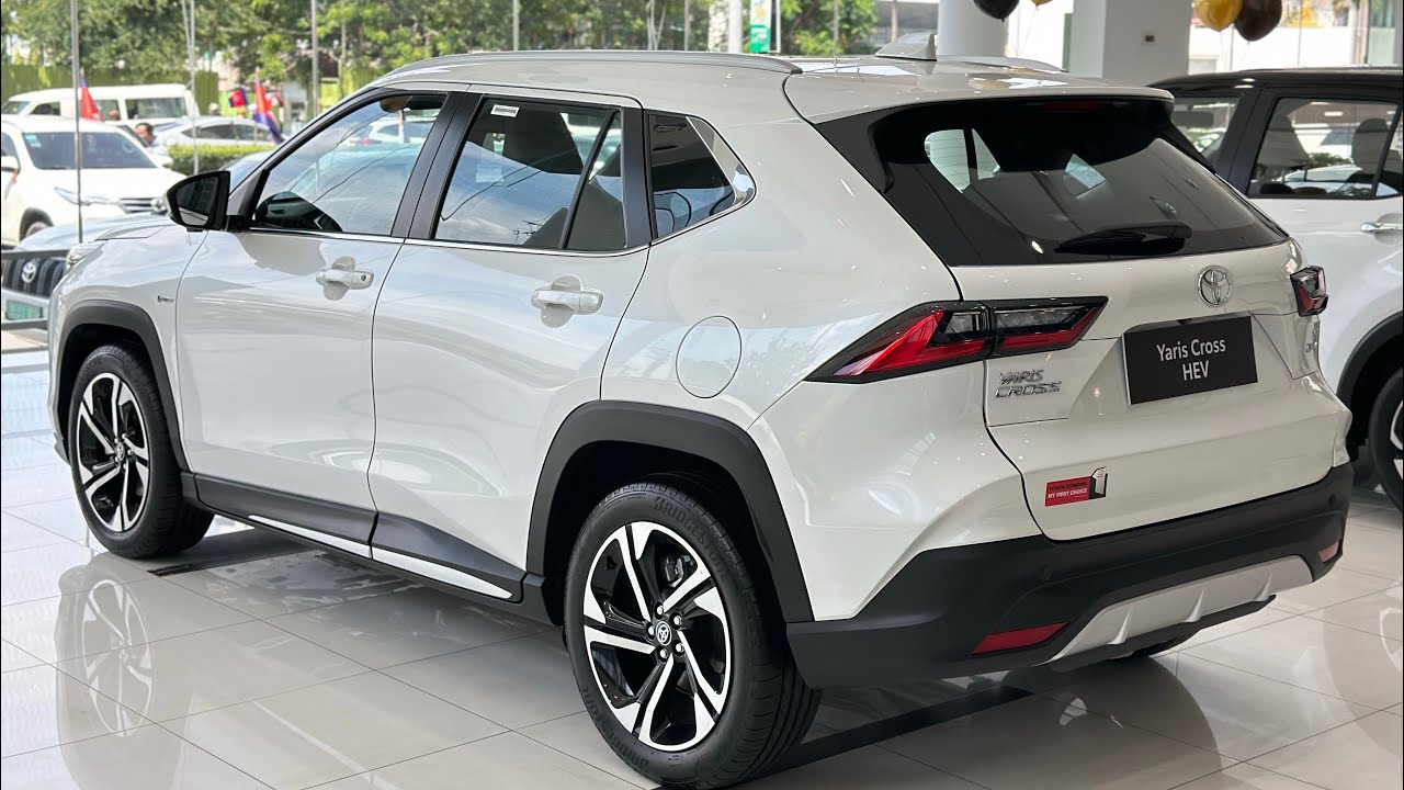 Toyota Yaris Cross 2026: Interior & Exterior Review