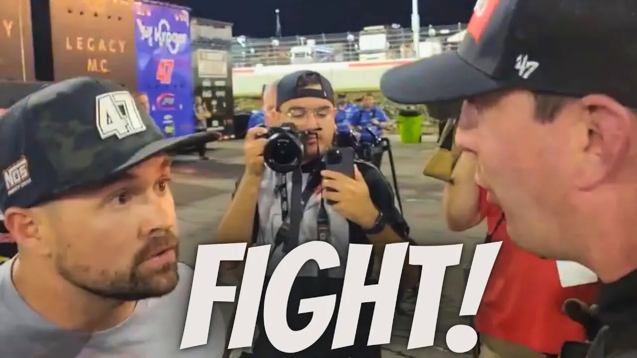 Ricky Stenhouse Jr. Throws Punch at Kyle Busch During NASCAR All-Star Race π