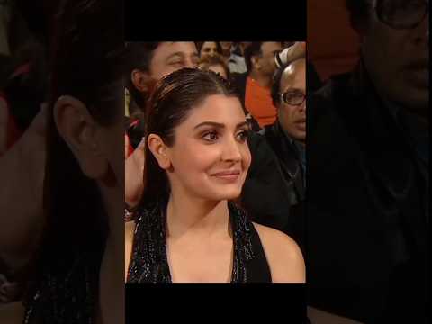 Anushka Gets Award❣️||#shorts #awards #anushkasharma