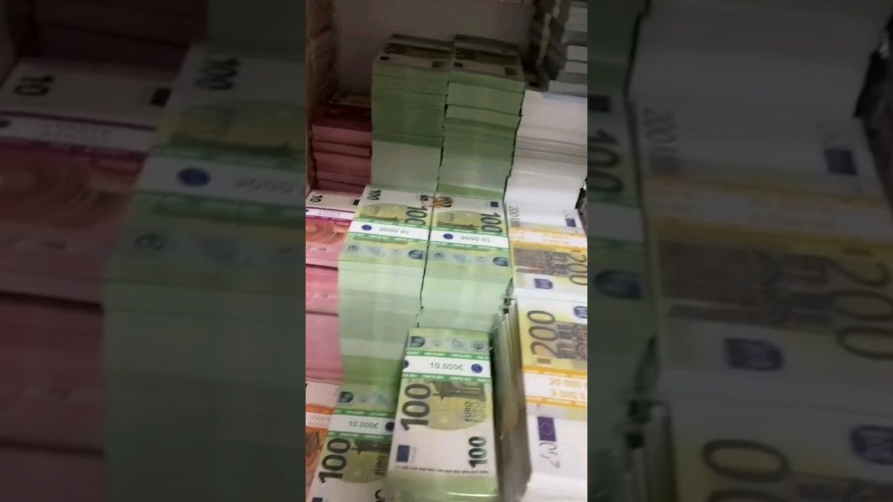 Real Money πΆ: Millionaire Cash & Currency