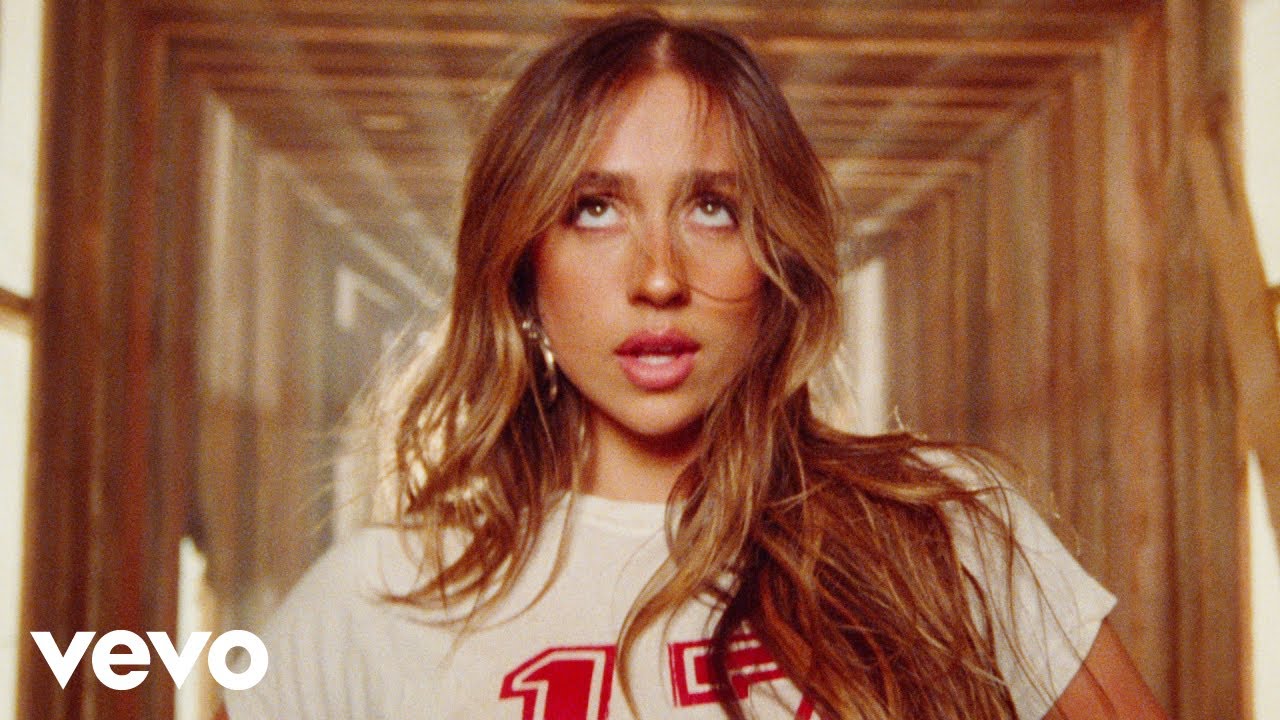 Tate McRae - Exes (Official Video) 🎶