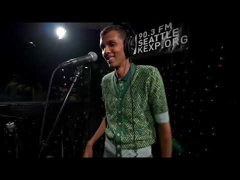 Stromae - Formidable (Русские субтитры)