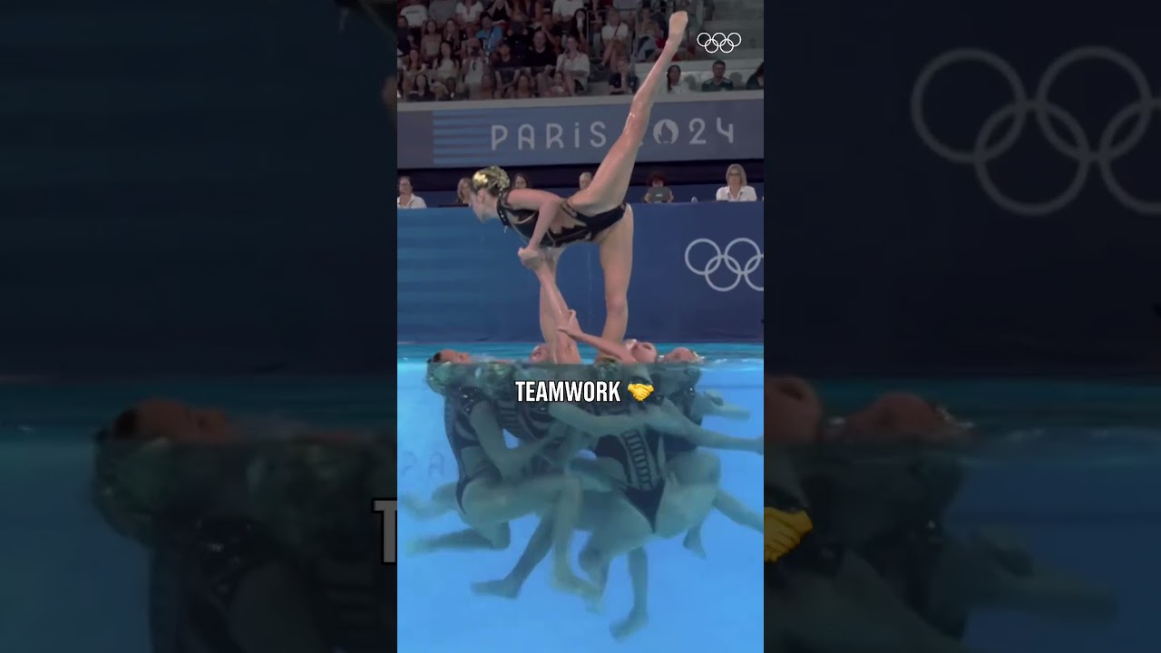 Spectacular Artistic Swimming Moments from Paris 2024 🌊