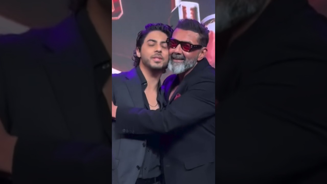 Aryan Khan Respects Bobby Deol ❤️