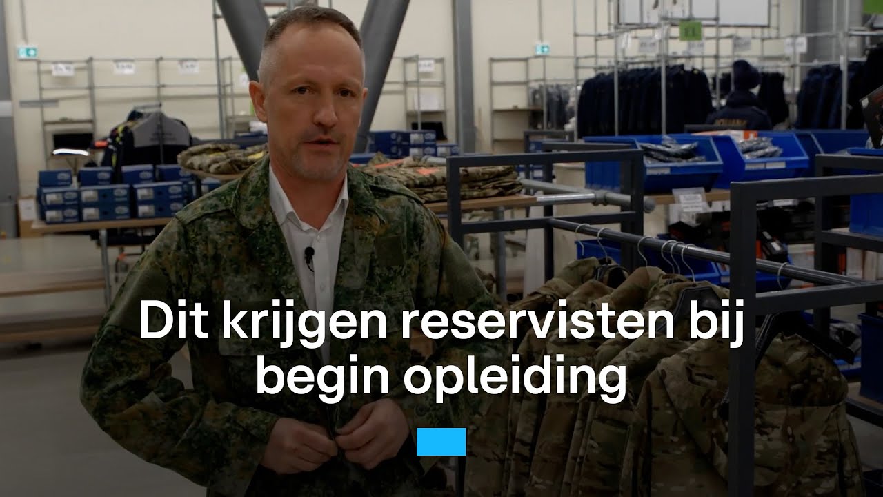 Reservisten krijgen uitrusting bij start opleiding 🚁