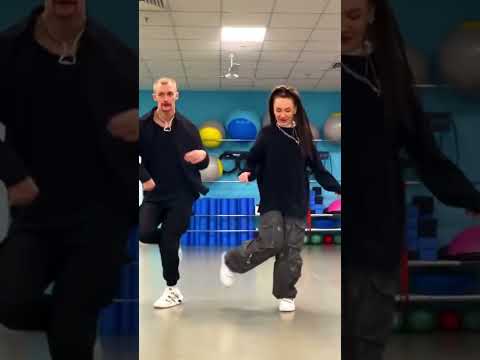 5УТРА - Давай сбежим - Танец (​​⁠@jeny_miki & @vova_legend)