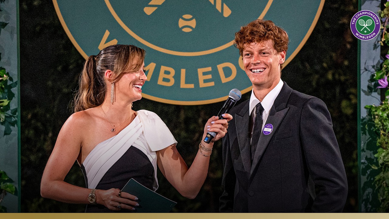 Jannik Sinner's Emotional Moment at Wimbledon Champions' Dinner 🇮🇹
