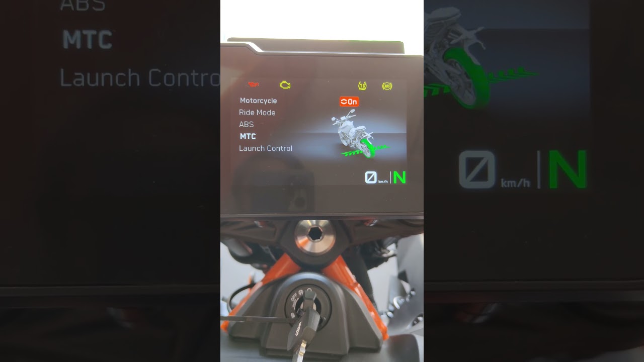 2024 KTM Duke 390: New Display & Features π