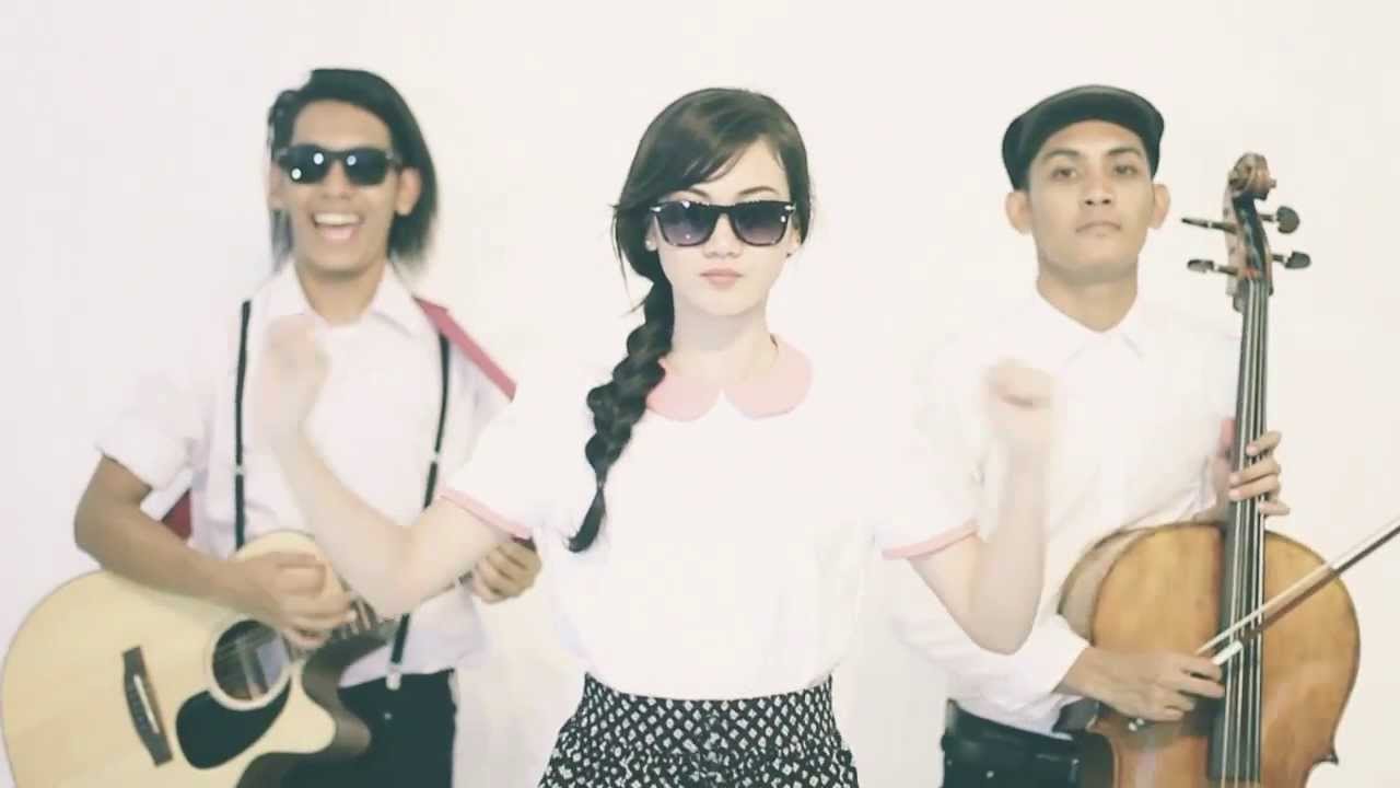 Daiyan Trisha's 'Enjoy Your Stay' Official Music Video 🎶