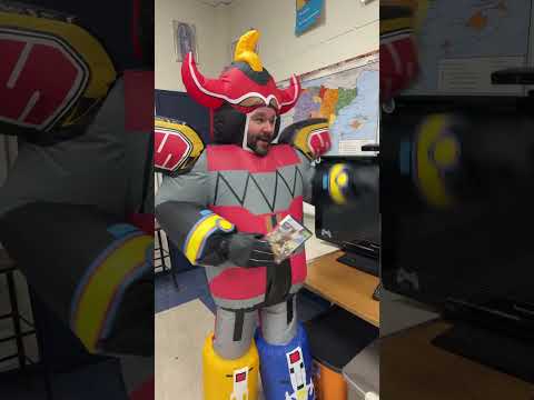 Playing Xbox 360 Kinect games!