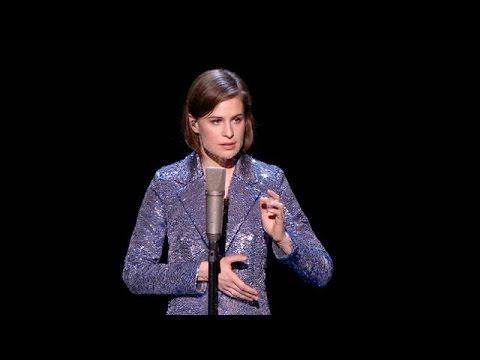 Christine and the Queens Perform 'It's Only Mystery' at César 🎶