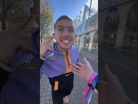 QUELLE MUSIQUE MICHOU ÉCOUTE ? 🎵