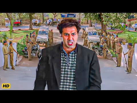 कानून झुकता है.. उसे झुकाने वाला चाहिए | Sunny Deol Dumdaar Action Dhamaka Scene #sunnydeoldialogues