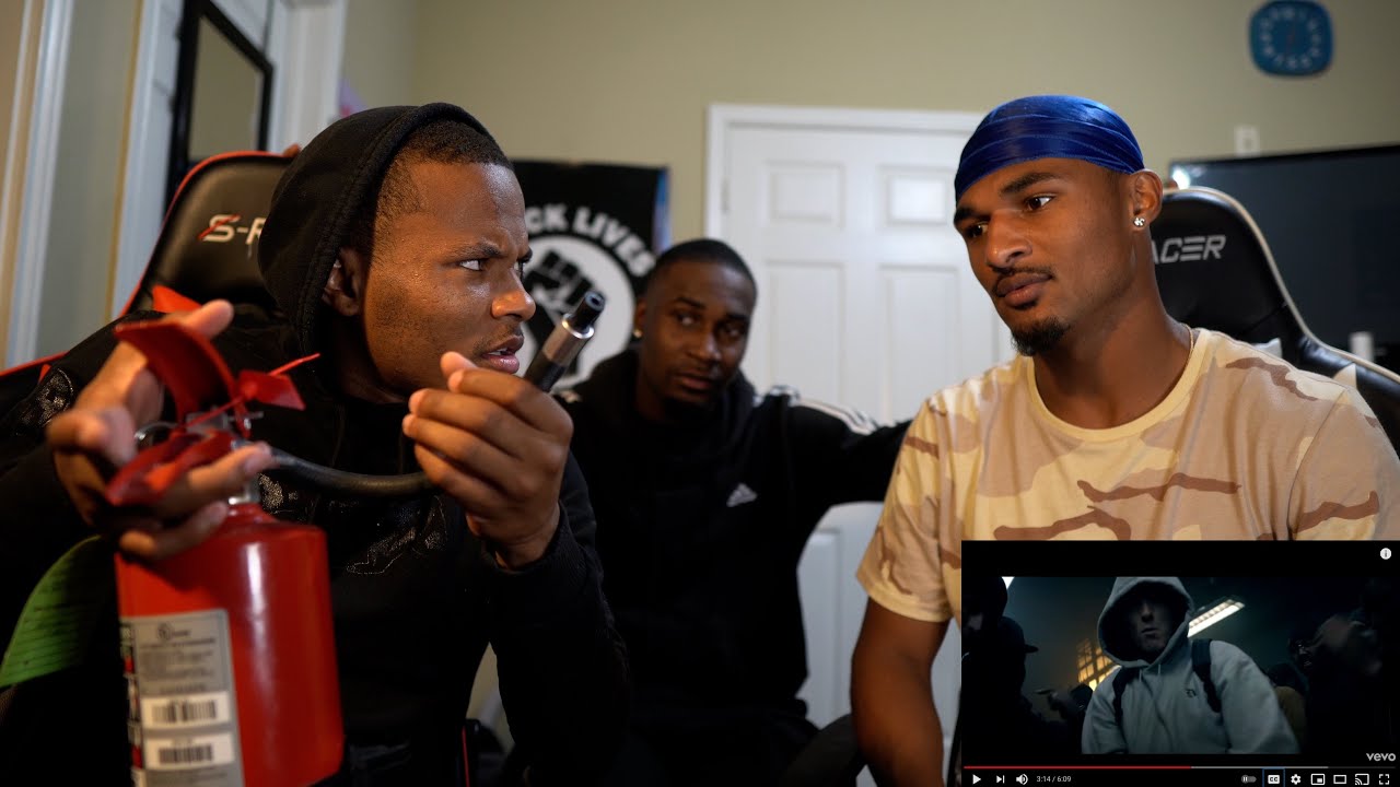 First Time Listening to Eminem's 'Rap God' 🎤