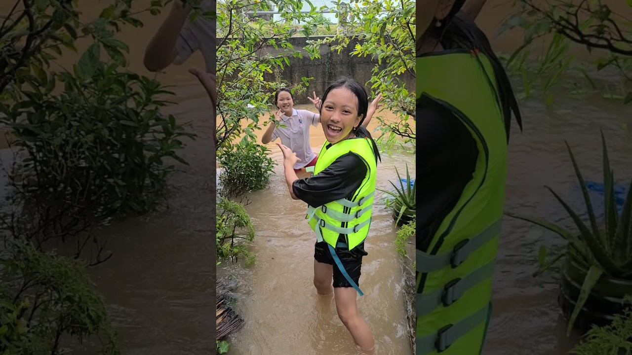 Chị Đại Cute Tập Bơi Vui Nhộn 🏊♀️