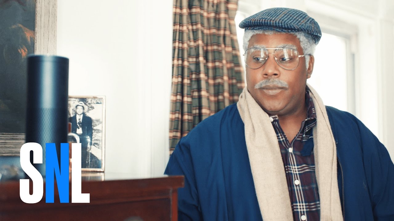 Amazon Echo Silver on SNL 🎙️