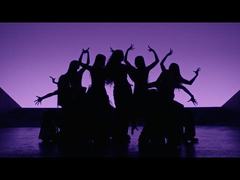 JISOO - โearthquakeโ DANCE PERFORMANCE VIDEO