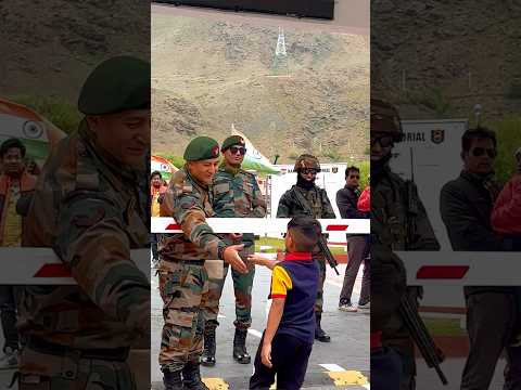 Happy Republic Day♥️🇮🇳😍🇮🇳😱 #trendingshorts #youtubeviralshorts #armylovers